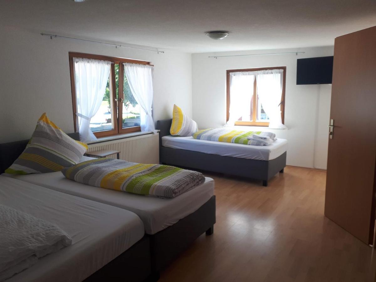 Weilen unter den Rinnen Gaestehaus Pension Waldhorn מראה חיצוני תמונה